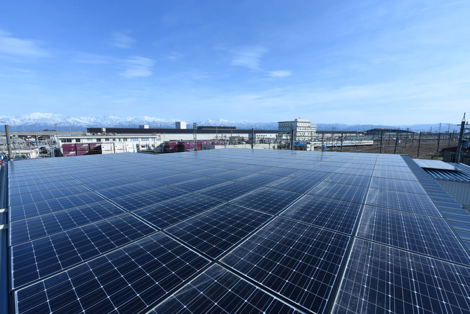 再エネ100％ 太陽光発電 工場