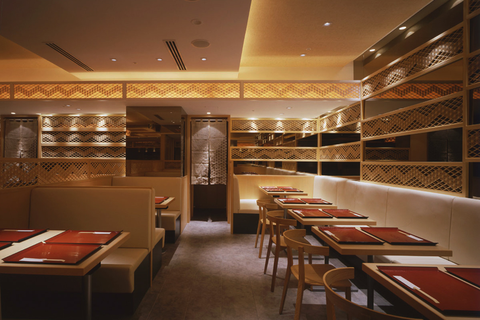 東京町田・小田急百貨店 和風スパゲティ店 「いろ葉」 美術組子 麻帯入り欄間 組子細工