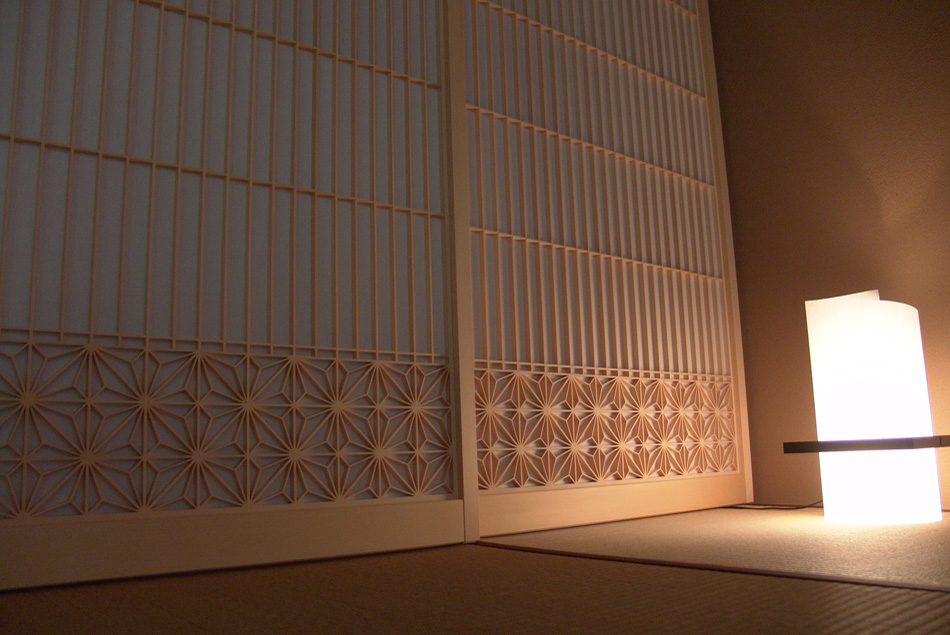 引き戸 腰角麻入 個人邸 ベイヒバ材 組子細工